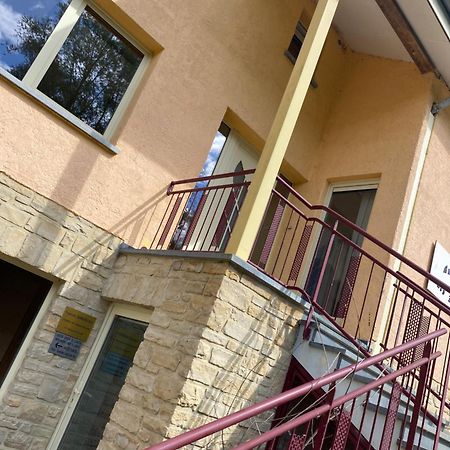 Gite Des 3 Lacs Hotel Virton Kültér fotó